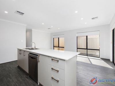 74 Wisteria Parade, Edgewater