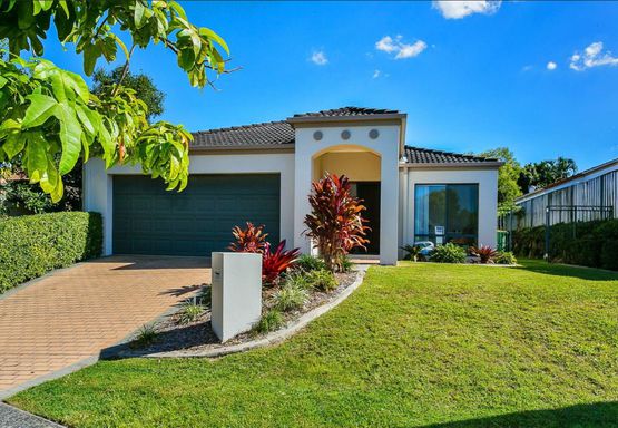 6 Nardoo Street, Robina