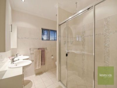 6 Sheoak Circuit, Douglas