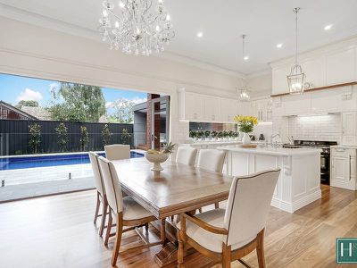 85 Napier Crescent, Essendon