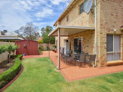 1 Parsons Street, Piccadilly