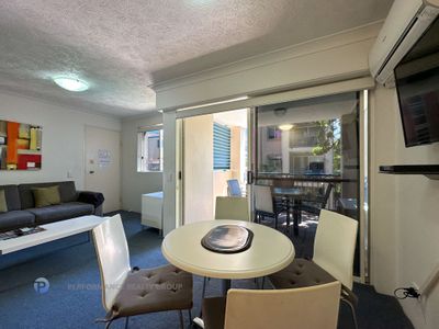 9 / 21 Peerless Avenue, Mermaid Beach