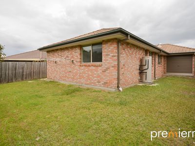 24 Collins Street, Collingwood Park