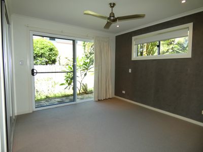 4 / 6-8 Halyard Crt, Ocean Shores