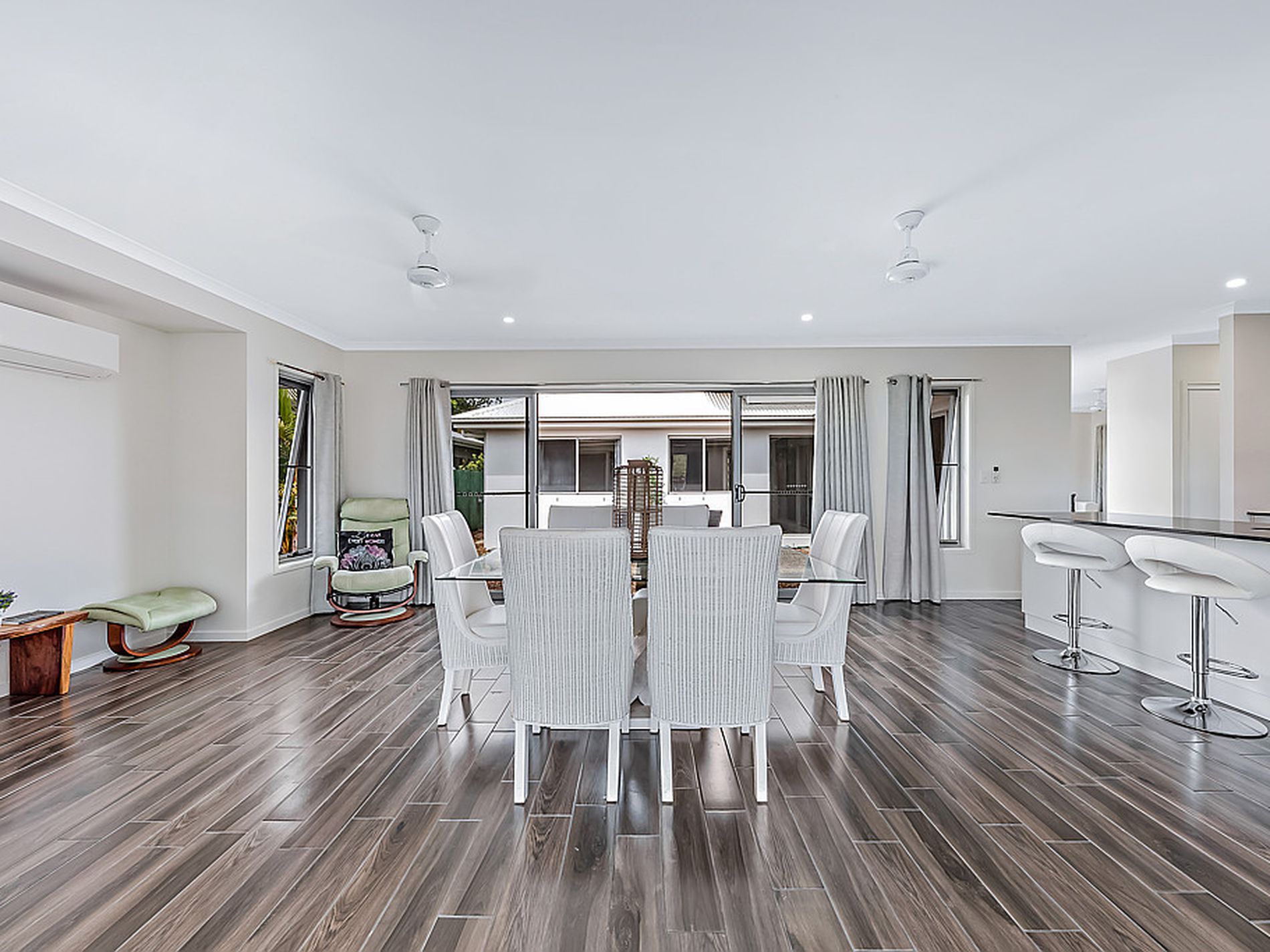 1 Discovery Drive (Langford Road), Flametree