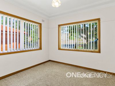 28 Prince Edward Drive, Dapto