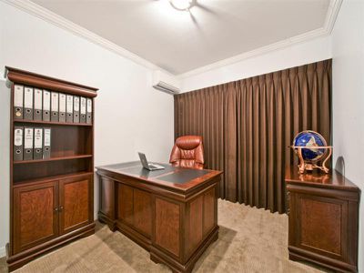60 Edinburgh Road, Benowa
