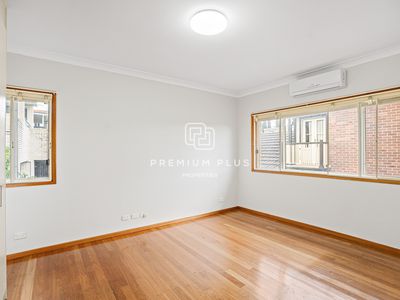 31 Henley Marine Dr, Five Dock