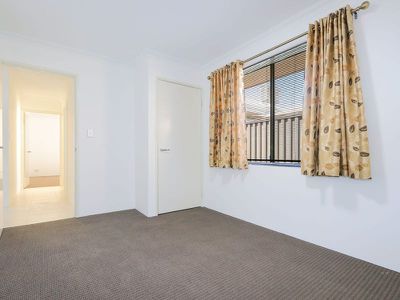 51 Mennock Approach , Baldivis