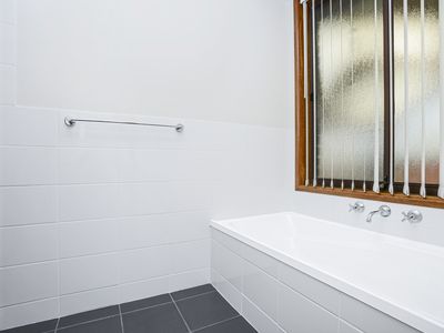 1 Wind Court, Middleton