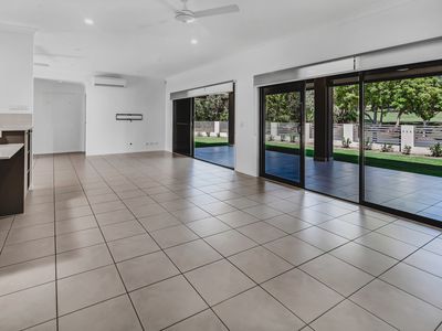 11 Coach Way, Upper Coomera