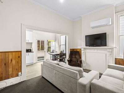 44 Heriot Row, Dunedin Central