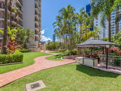9 / 29-39 Woodroffe Ave, Main Beach
