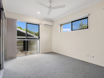 86 Grande Avenue, Springfield Lakes