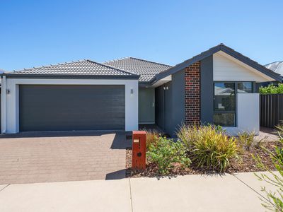 13 Denmark Loop, South Guildford