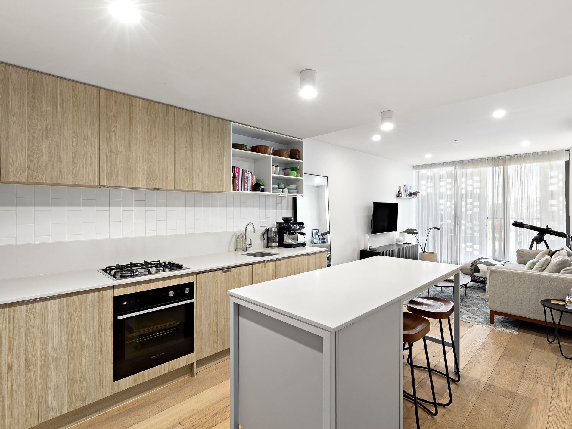 202 / 2B Williamstown Road, Kingsville