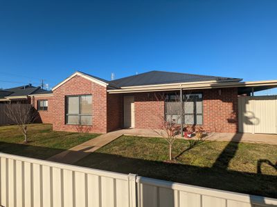 1 / 65-69 Murray Street, Finley
