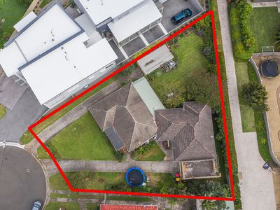 5 Gardeners Crescent, Shellharbour