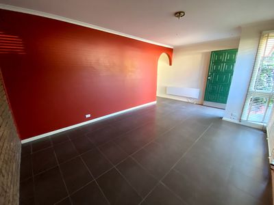 1 / 19 Wattle Street, West Footscray