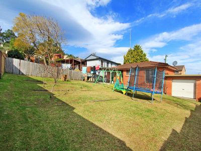 2 MacKenzie Avenue, Mount Warrigal