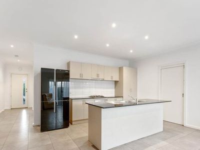 2 Rosebud Street, Tarneit