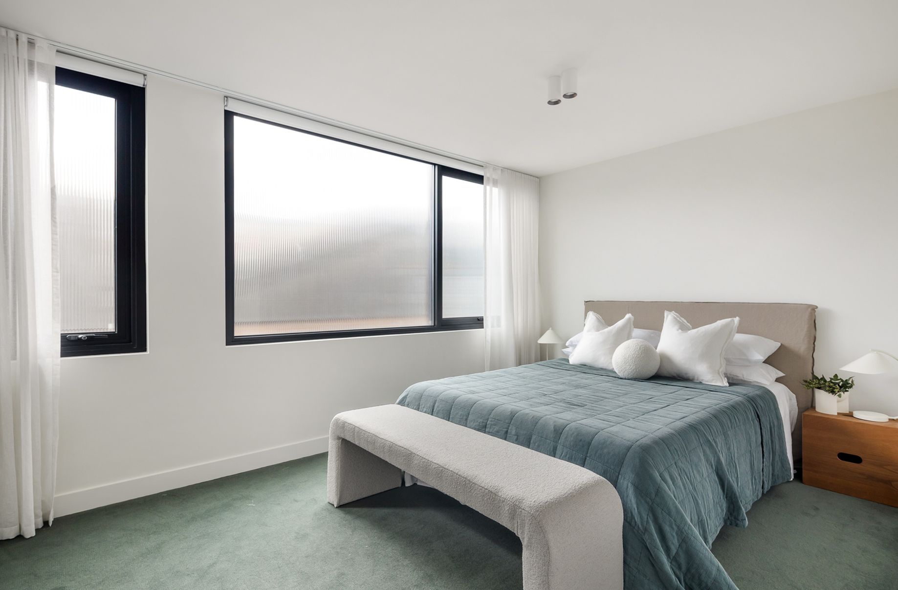 TH / 2 Clyde Street, Kew East