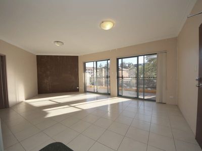 4 / 28 Meredith Street, Bankstown