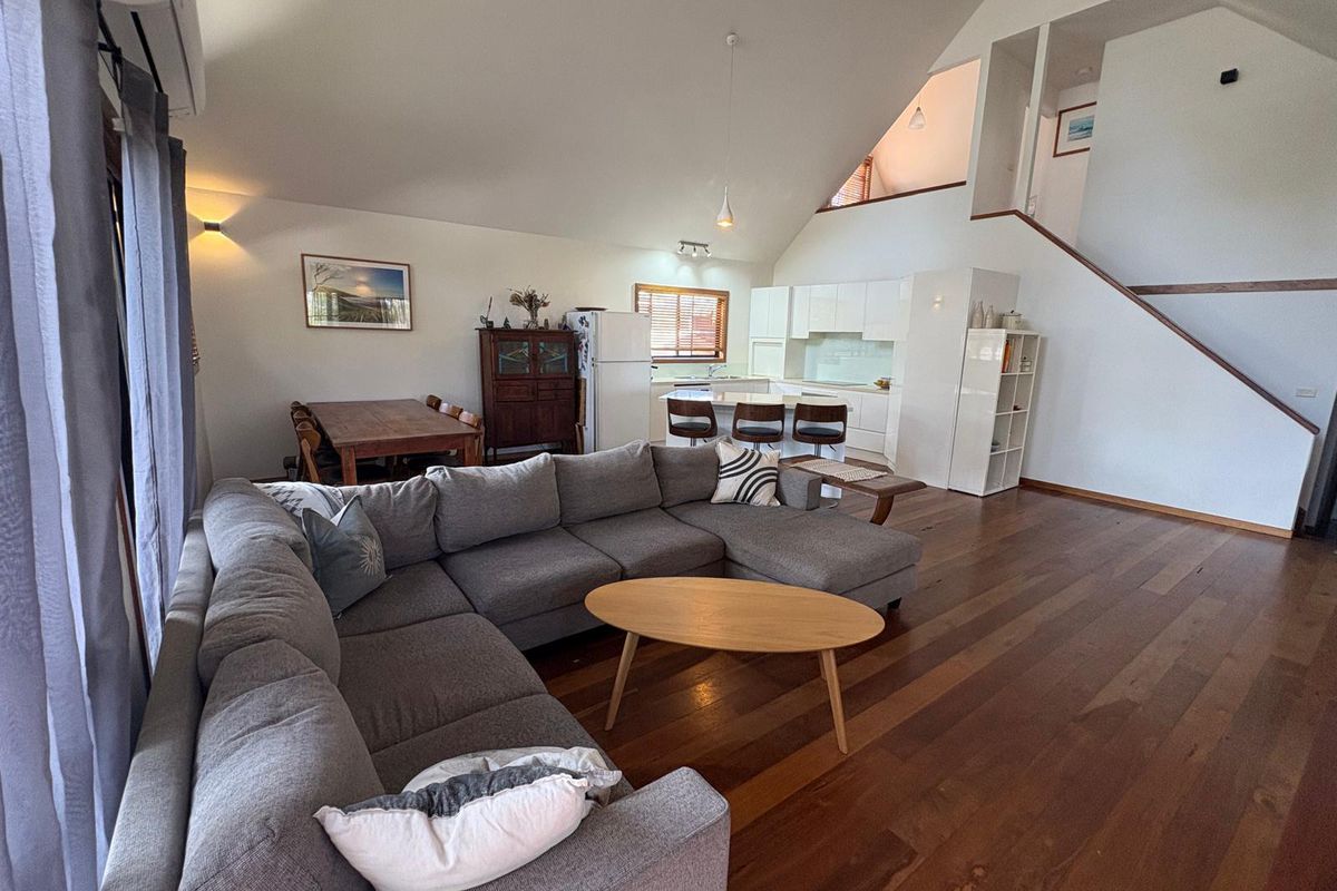 132 Lakes Boulevard, Wooloweyah