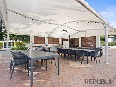 63 / 11-17 Hughes Avenue, Main Beach