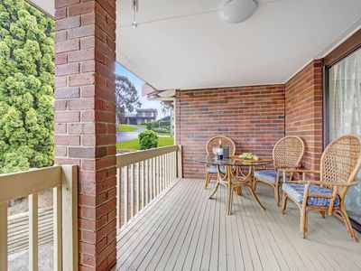 2 / 9 Niblick Avenue, Mollymook
