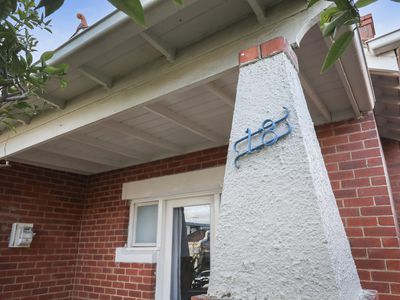 18 Roxburgh Street, Ascot Vale