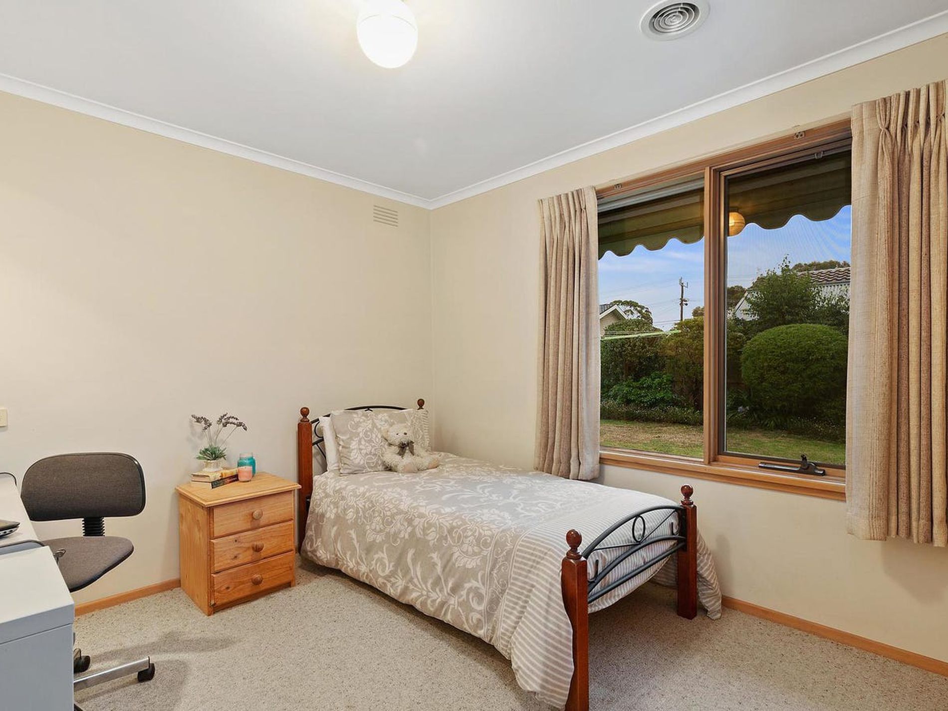 10 Fenland Court, Highton