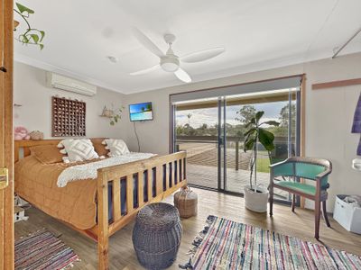 10 Conquest Crescent, Tanilba Bay