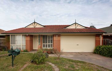 18 Kevin Close, Beaconsfield