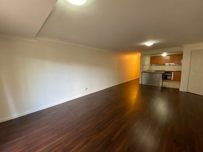 9 / 12-20 Lachlan Street, Liverpool