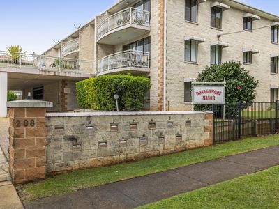 Unit 8 / 208 Hume Street, South Toowoomba