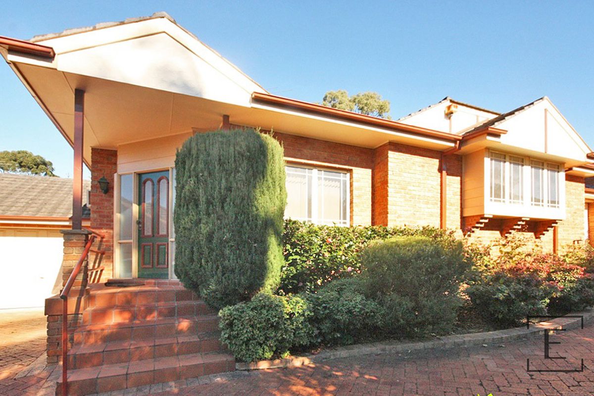 2 / 3 Champion Road, Gladesville