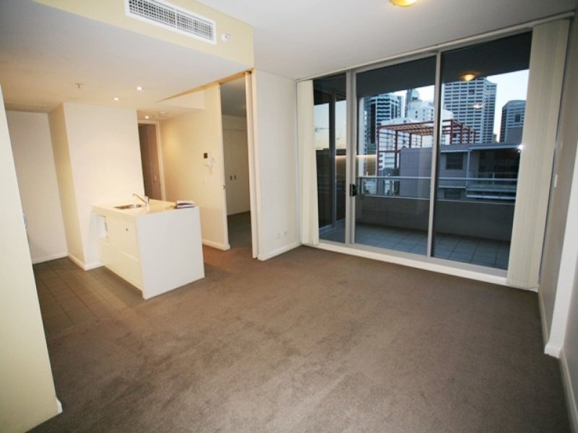 813 / 35 Shelley Street, Sydney