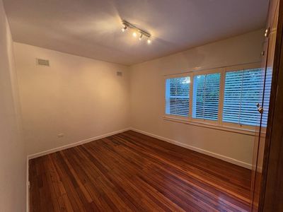 4 / 25 Byrarong Avenue, Mangerton