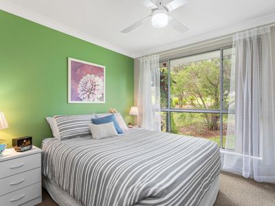 12 Chelmsbrook Drive, Rainbow Flat