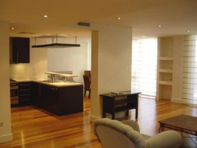 18 / 11-15 Church Street, Wollongong