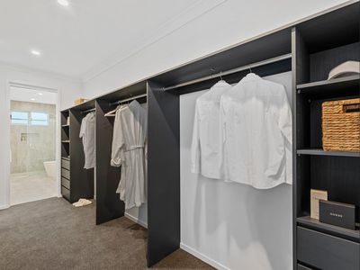 2 Primrose Parade, Wynnum West