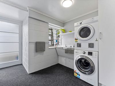 2/85 Sylvan Avenue, Northcote