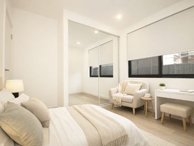 1 / 17 The Boulevarde, Lakemba