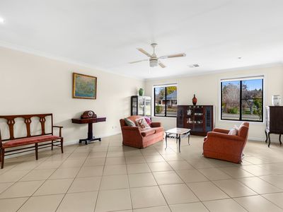 10 Tait Street, Crookwell