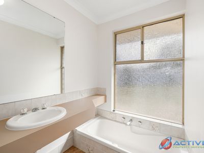 14 Gale Court, Calista