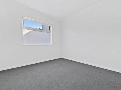 42 Caesar Street, Officer