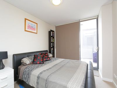 701 / 96 Bow River, Burswood