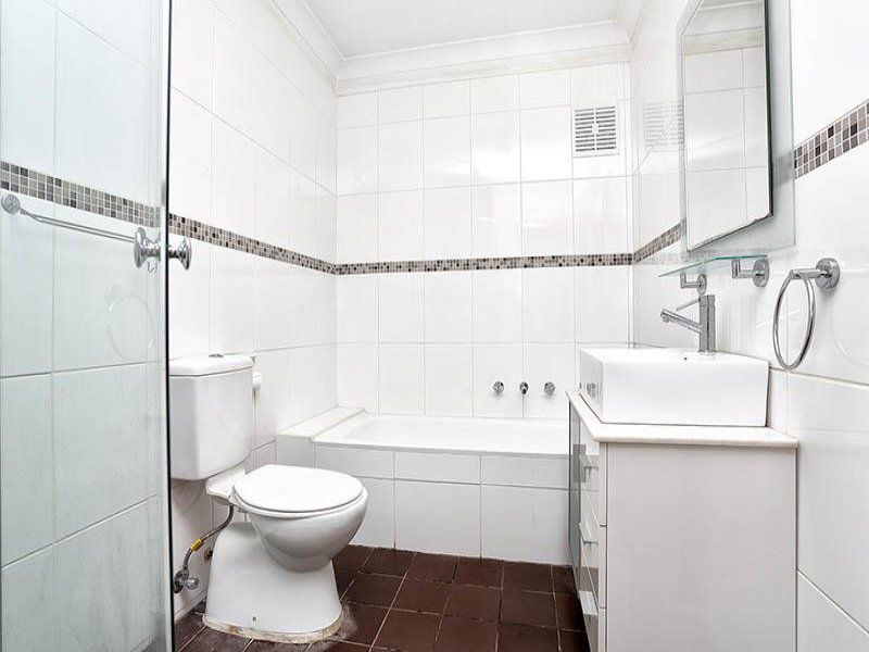 70 / 3 Riverpark Dr, Liverpool