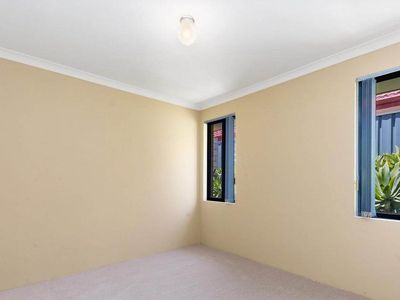 7 Bramley Way, Bibra Lake